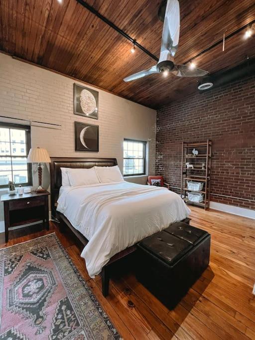 The 511. A Luxury Loft On State St. Apartamento Bristol Exterior foto